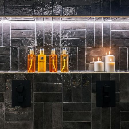 Stylish 4 Suites +Patio Luxury Apartment Gran Via Madrid Luaran gambar