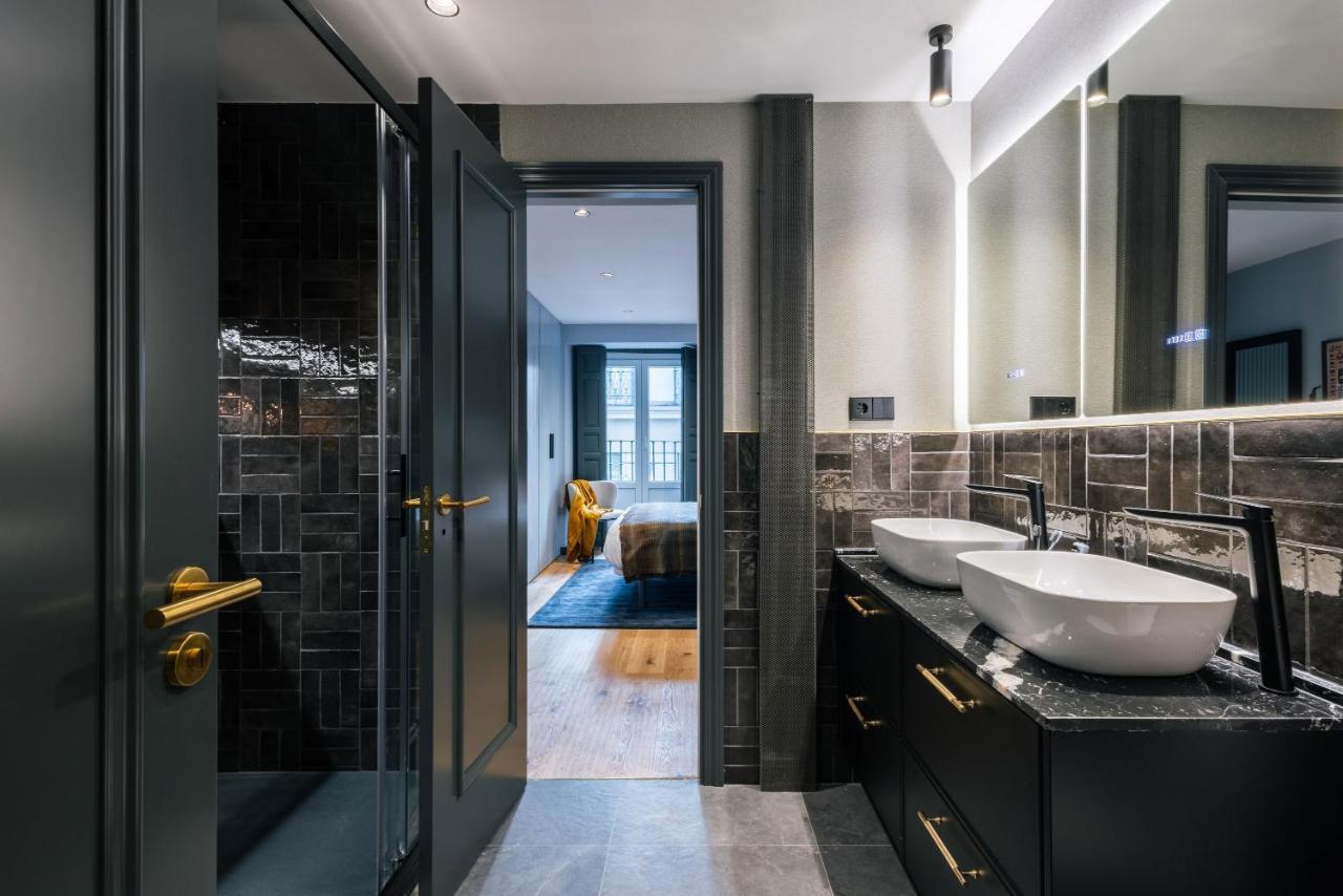 Stylish 4 Suites +Patio Luxury Apartment Gran Via Madrid Luaran gambar
