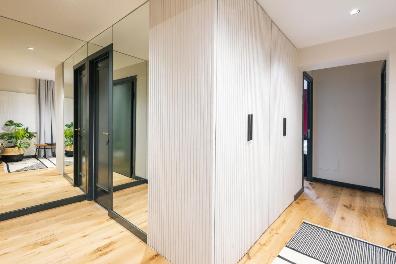 Stylish 4 Suites +Patio Luxury Apartment Gran Via Madrid Luaran gambar
